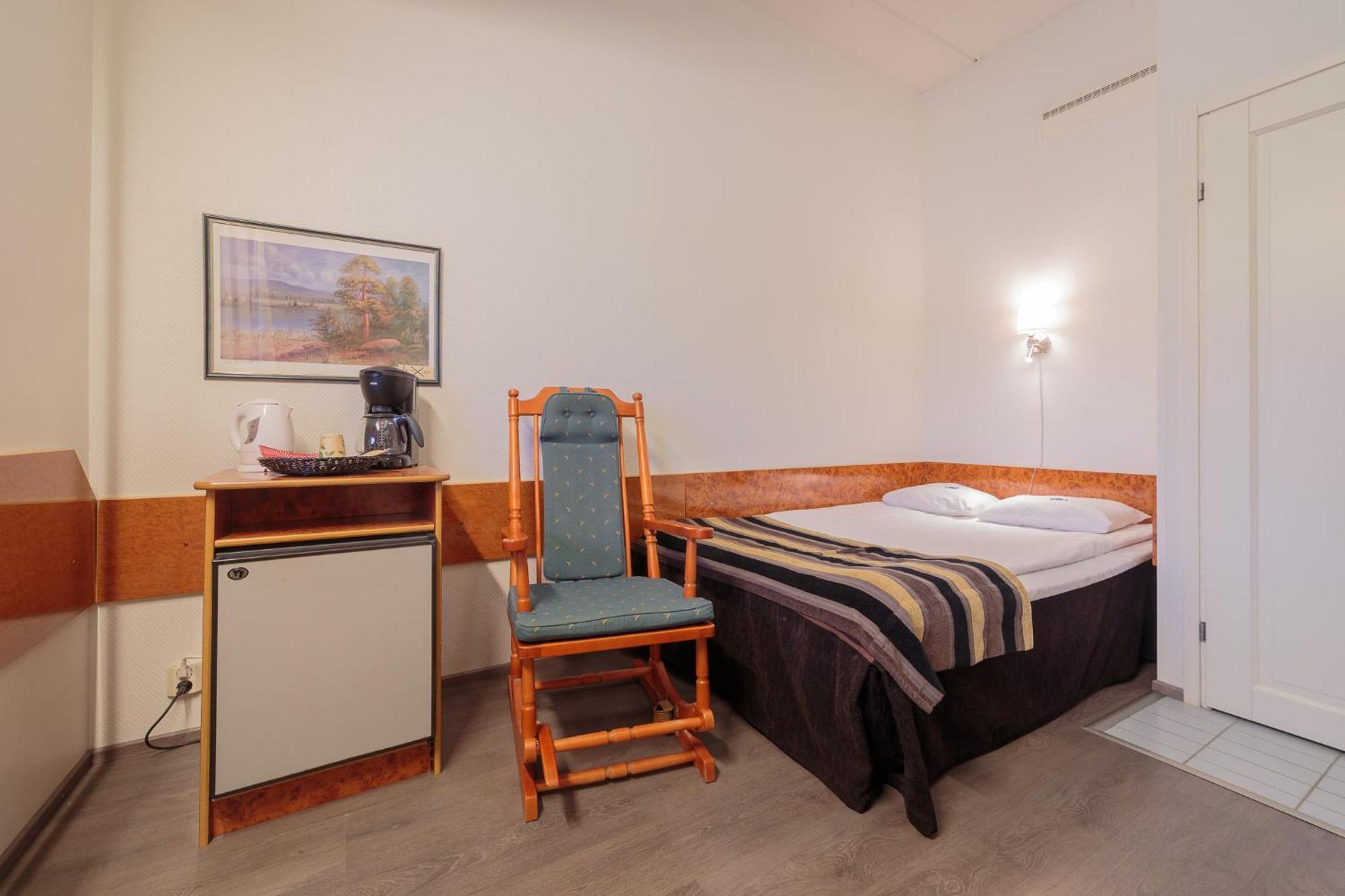 Hotel Mestarin Kievari Kemijärvi Zewnętrze zdjęcie